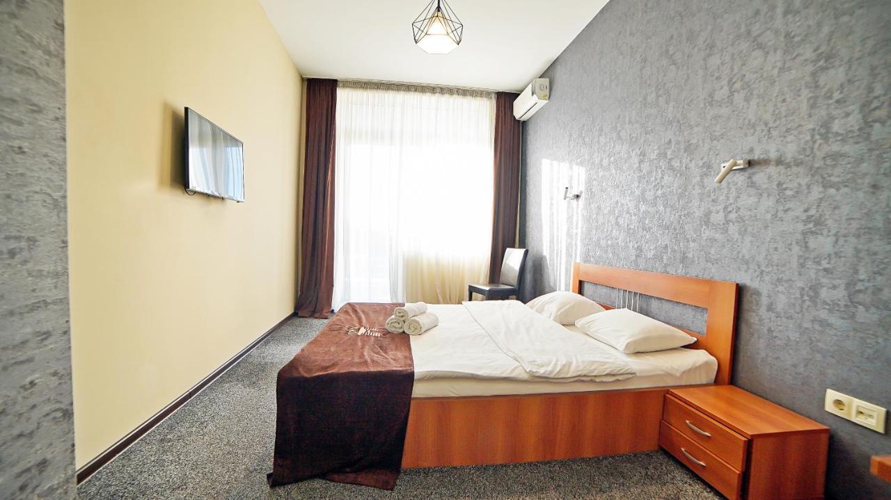 Mardi Plaza Hotel Batumi Eksteriør billede