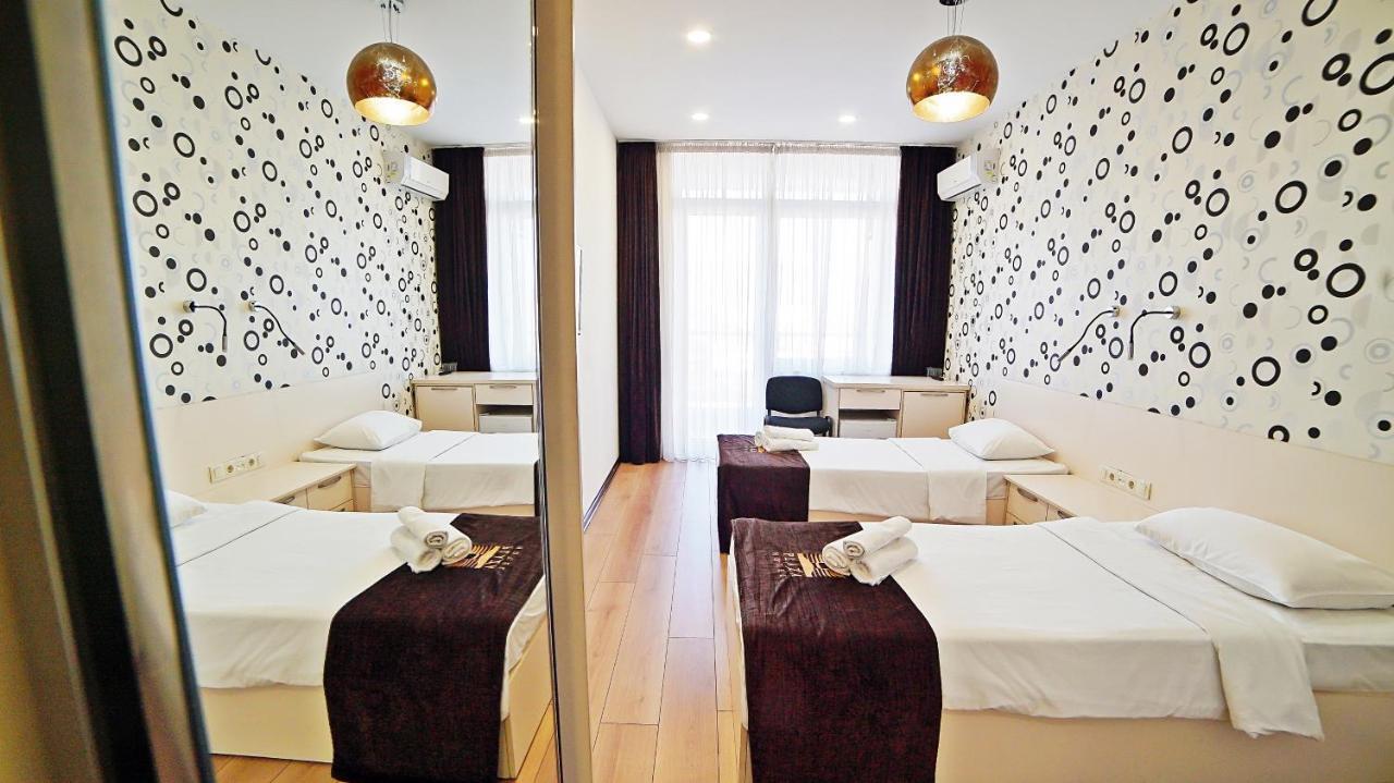 Mardi Plaza Hotel Batumi Eksteriør billede