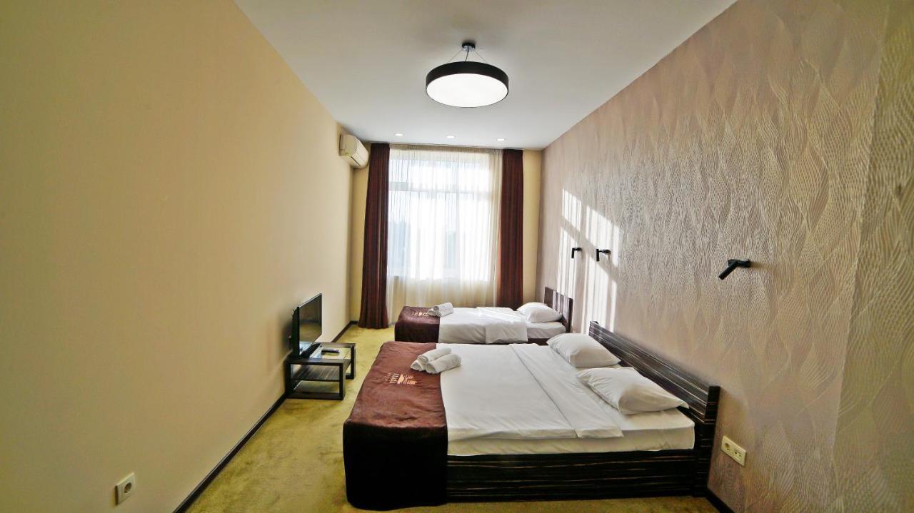 Mardi Plaza Hotel Batumi Eksteriør billede