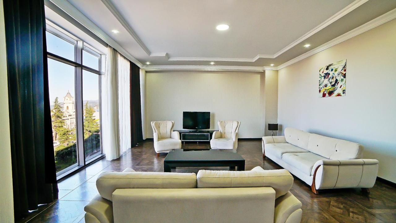 Mardi Plaza Hotel Batumi Eksteriør billede